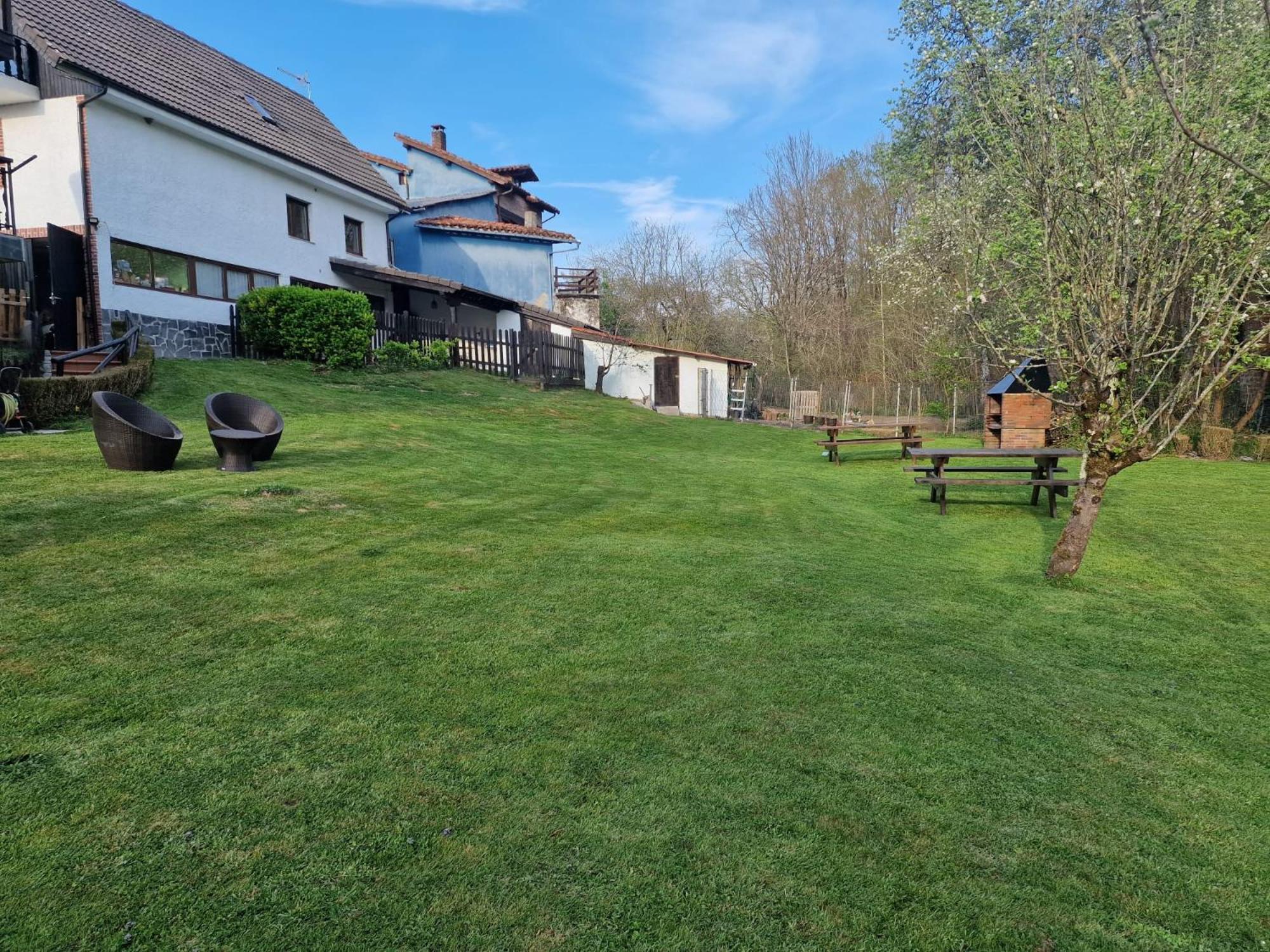 Alojamiento Con Jardin Y Barbacoa Onís Buitenkant foto