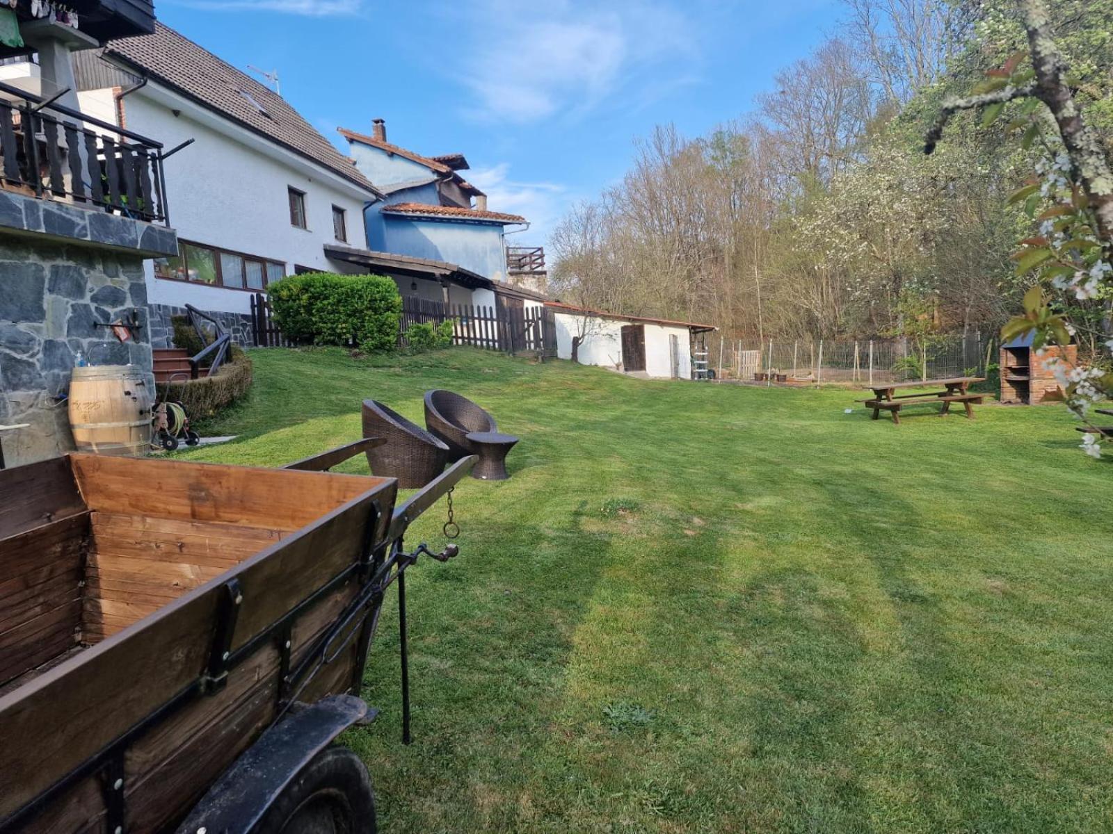 Alojamiento Con Jardin Y Barbacoa Onís Buitenkant foto